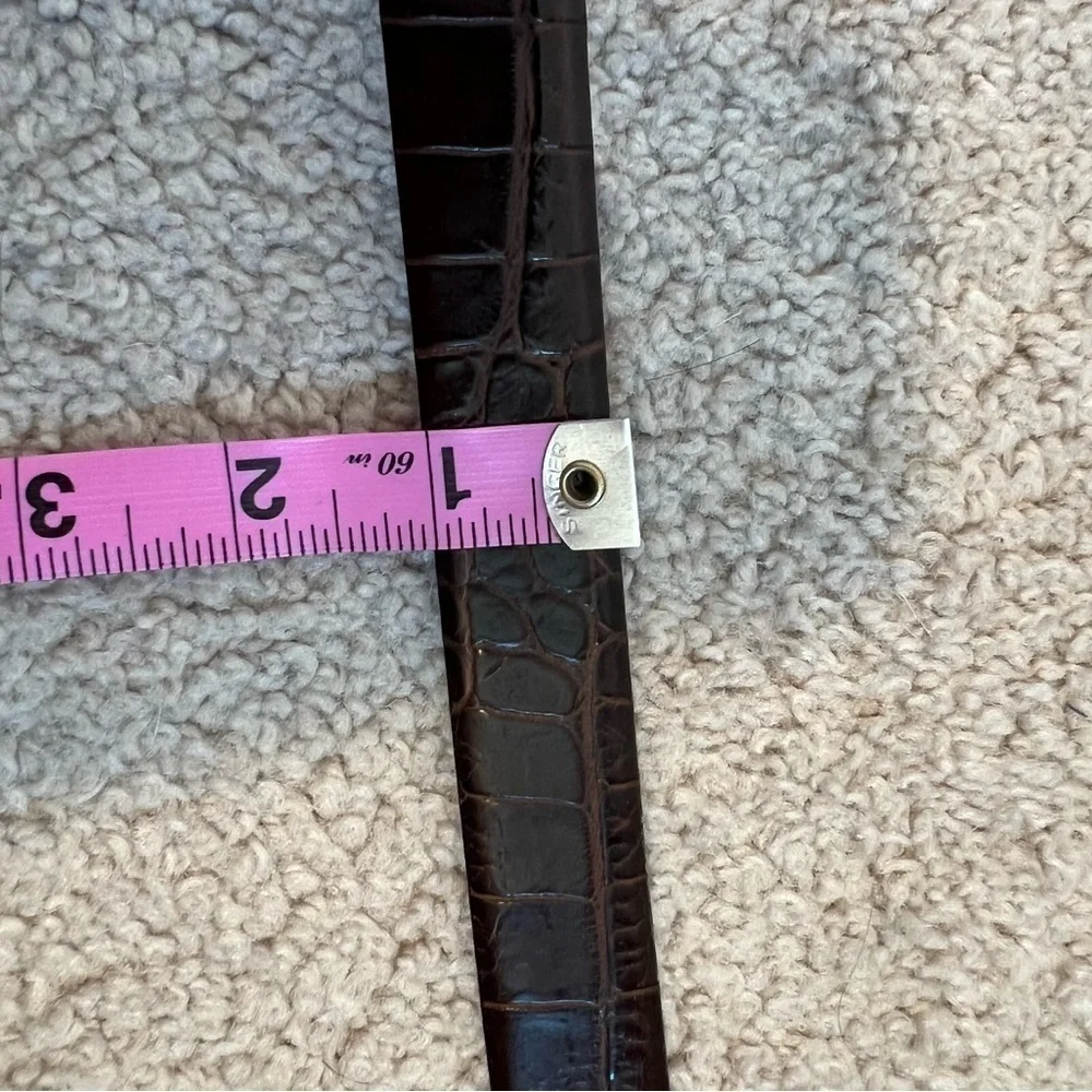 Tanner Women’s Brown Genuine Leather Belt Size Small‎